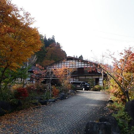 Kaikake Onsen Hotel Юзава Екстериор снимка